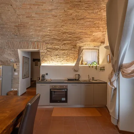 公寓 Dimora La Sapienza - Historical - Italywego *